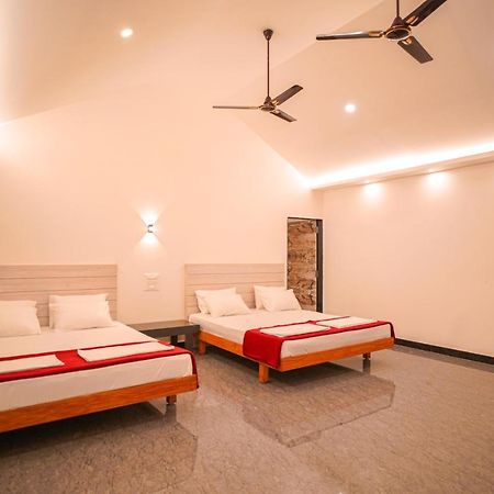 Kings Resort Dandeli Eksteriør billede