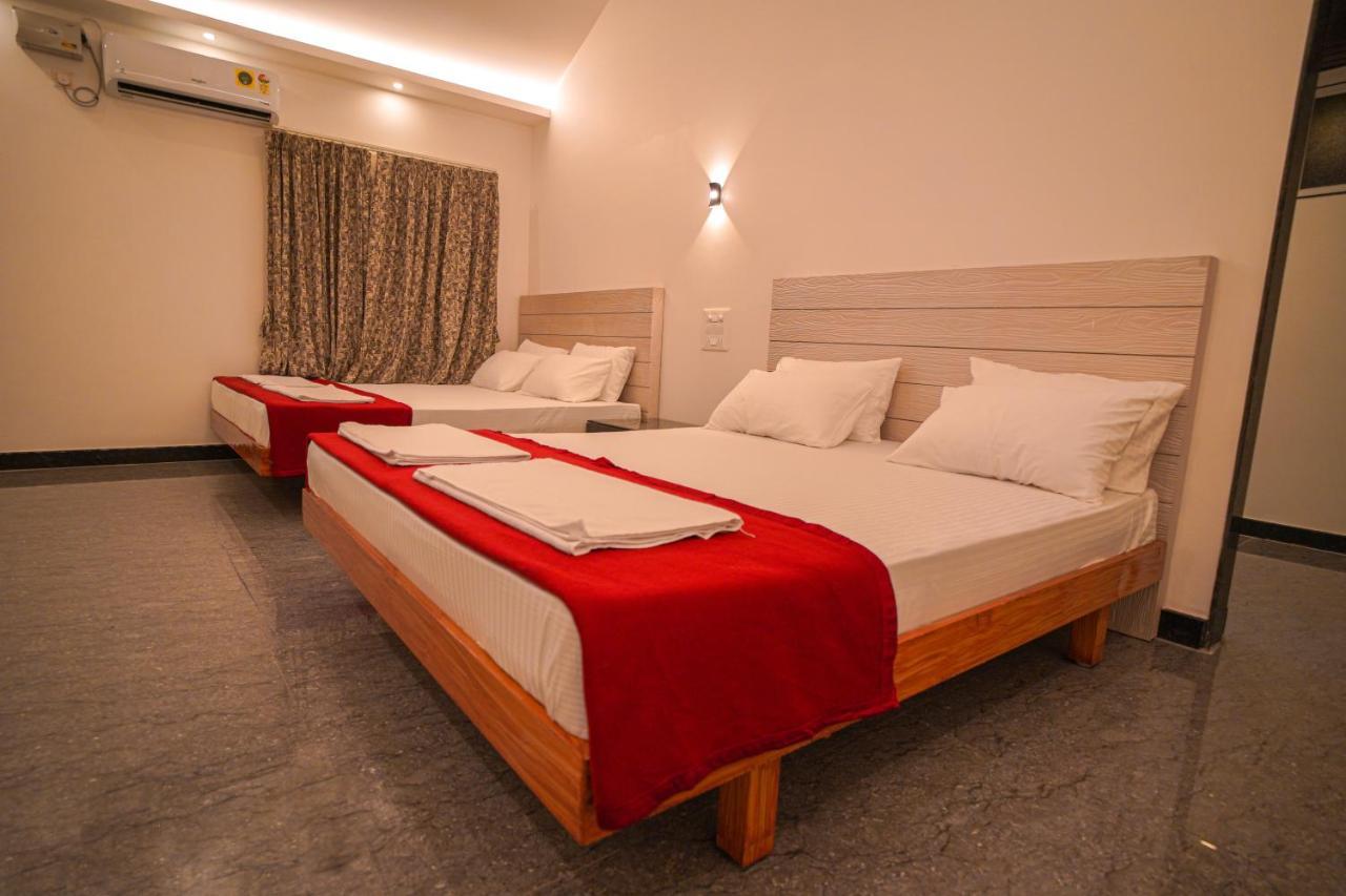 Kings Resort Dandeli Eksteriør billede